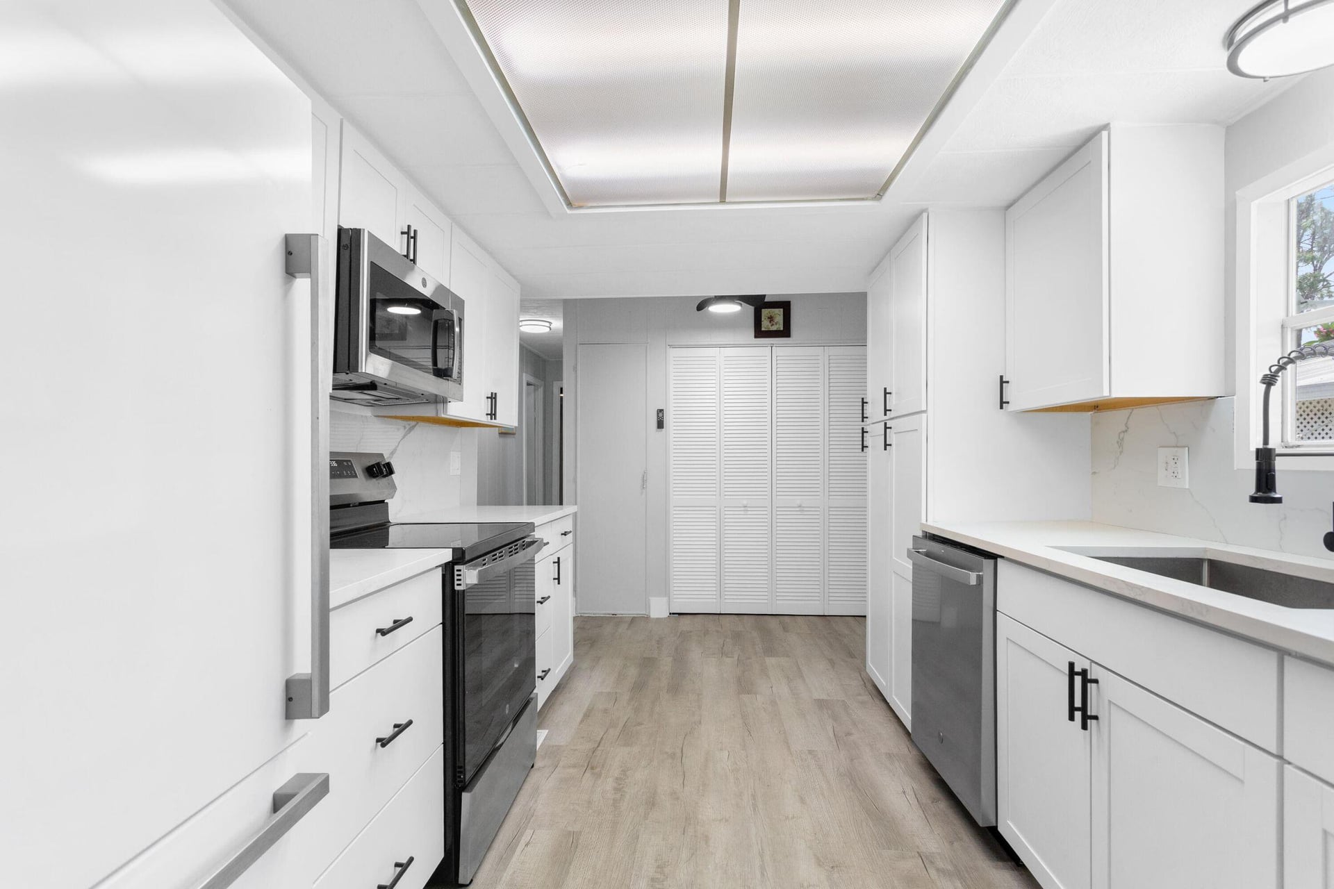 Residence photo 2