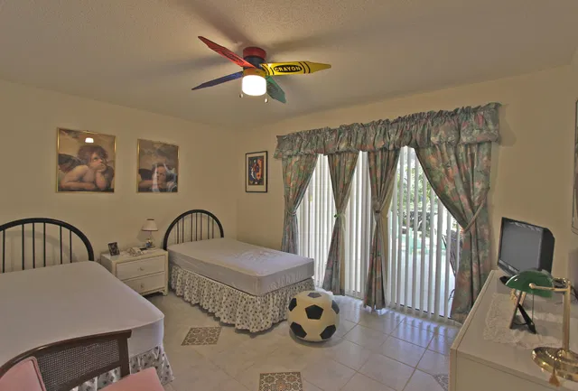 Residence photo 13