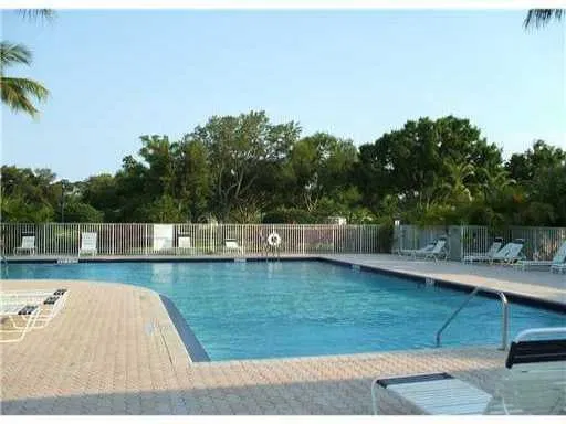 Residence photo 17
