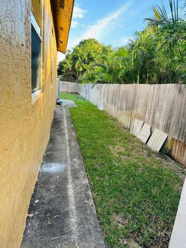 West Palm Beach Residence photo 4