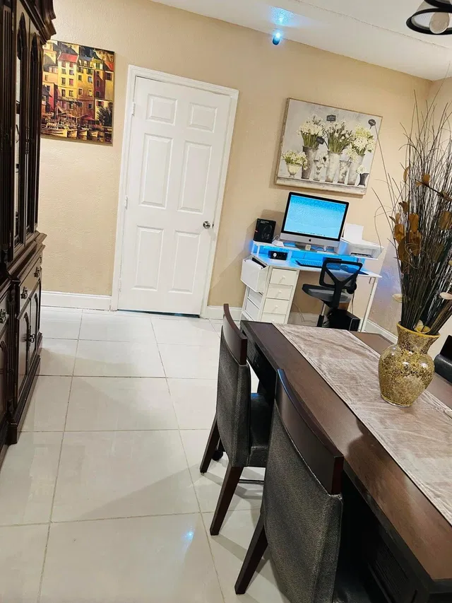 West Palm Beach Residence photo 10