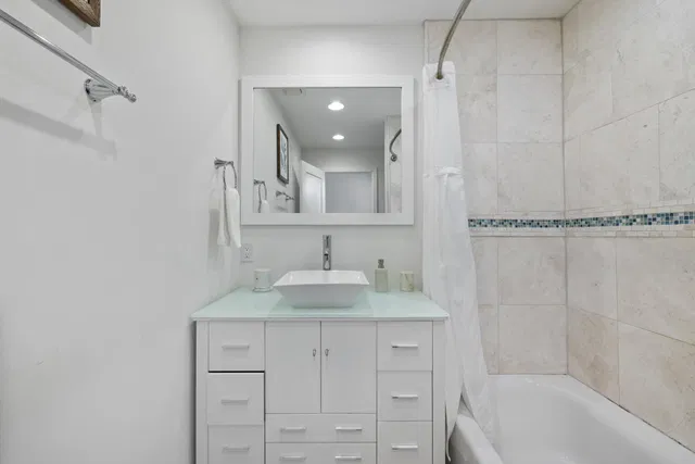  Residence photo 14