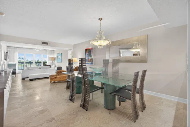 Unit 205 photo 7