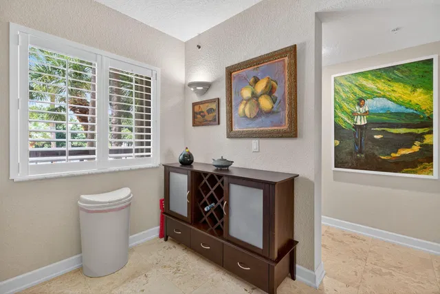 Unit 205 photo 11
