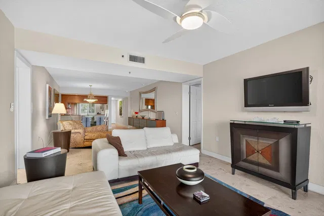Unit 205 photo 17