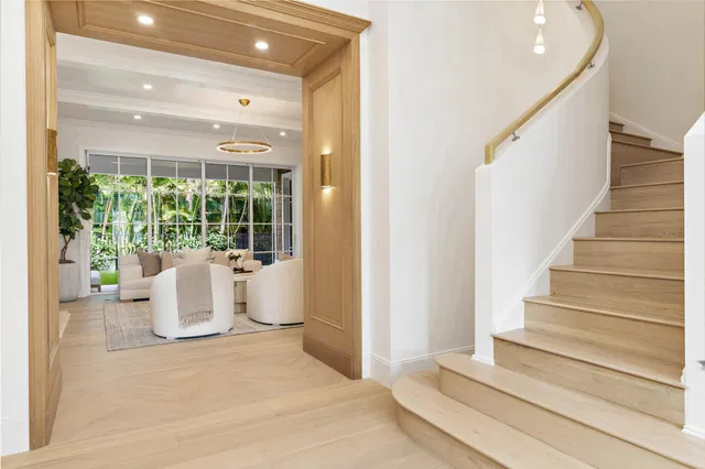 SoSo West Palm Beach Residence photo 4