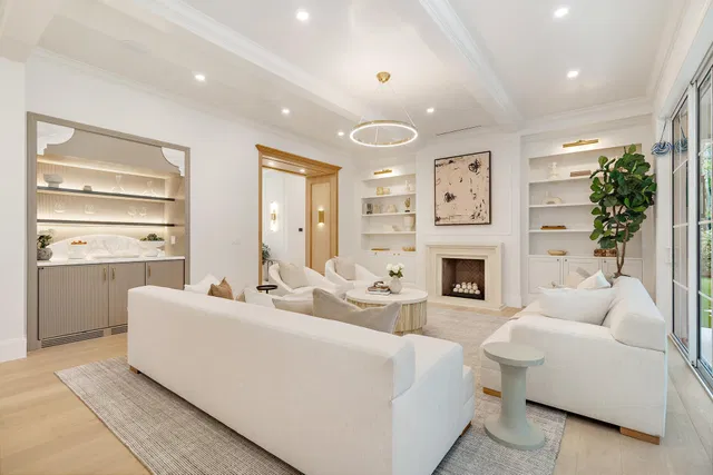 SoSo West Palm Beach Residence photo 6