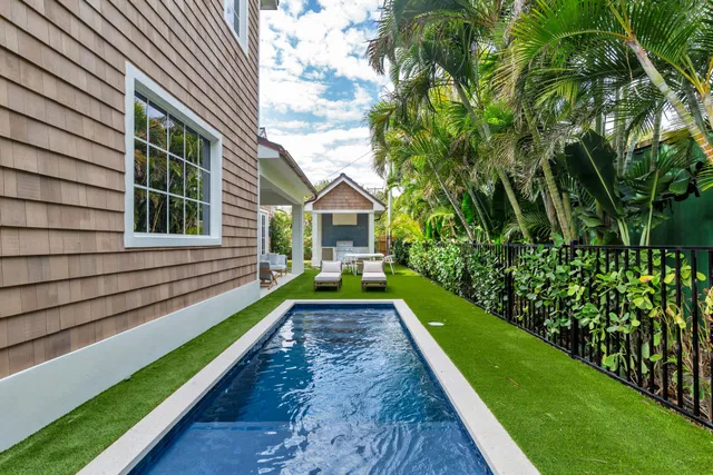SoSo West Palm Beach Residence photo 26