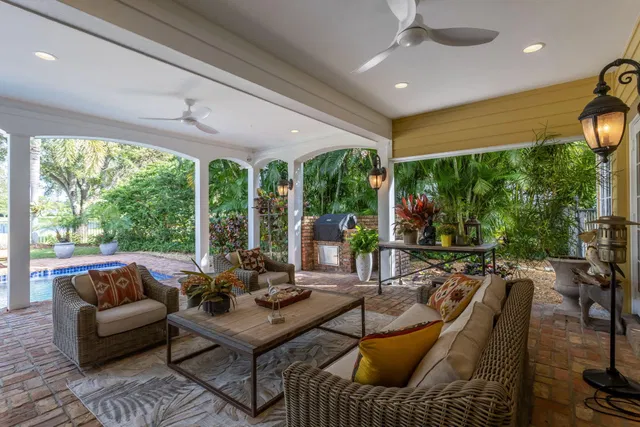 Boca Bath & Tennis Residence photo 8