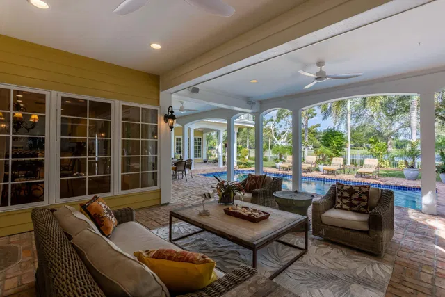 Boca Bath & Tennis Residence photo 9