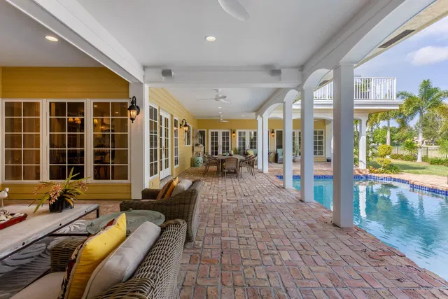 Boca Bath & Tennis Residence photo 11