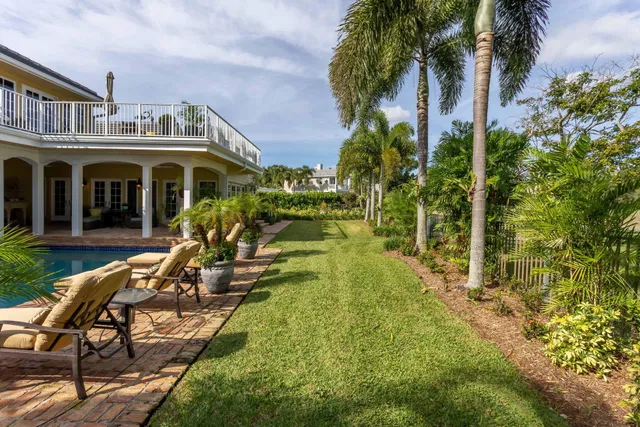 Boca Bath & Tennis Residence photo 15