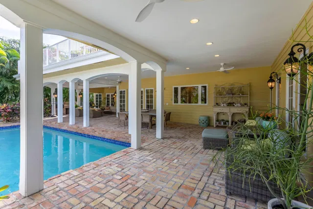 Boca Bath & Tennis Residence photo 19