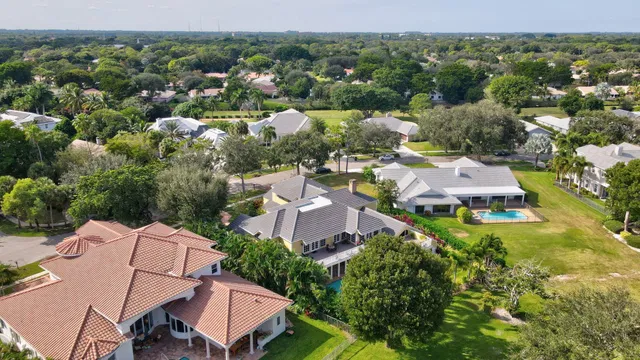 Boca Bath & Tennis Residence photo 27