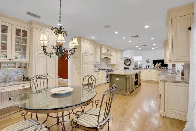 Boca Bath & Tennis Residence photo 38