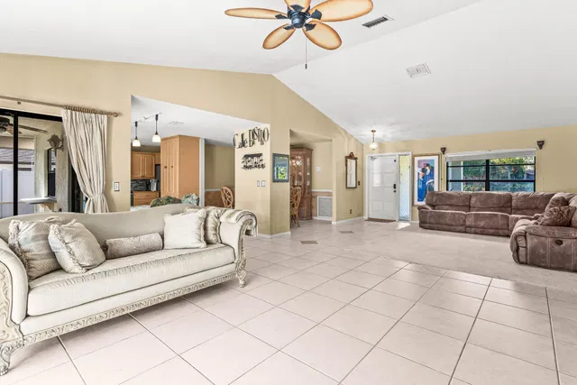 Bocaire Country Club Residence photo 21
