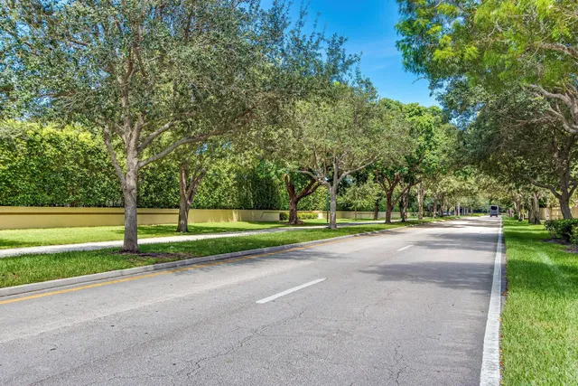 Bocaire Country Club Residence photo 42