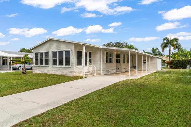 Residence photo 17