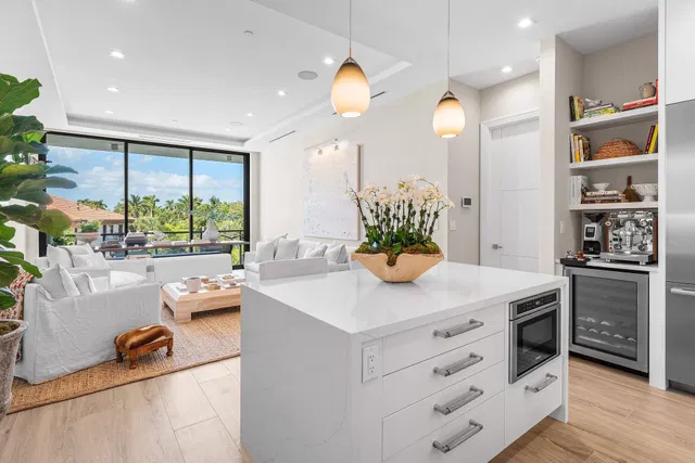 1177 Moderne Delray Beach Unit 303 photo 6