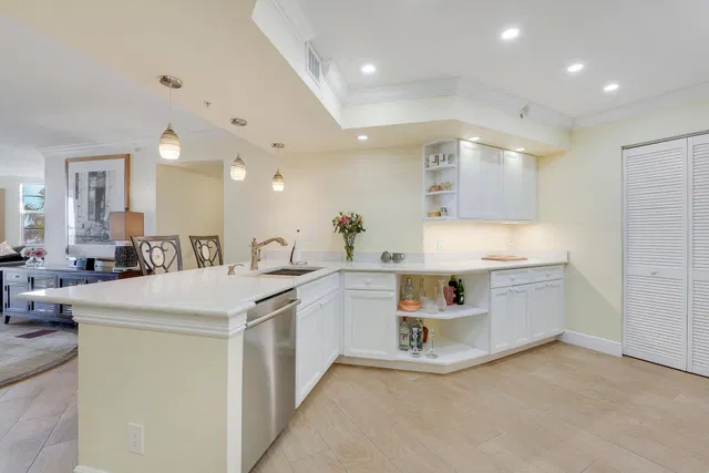 Flagler Pointe Unit 339 photo 3