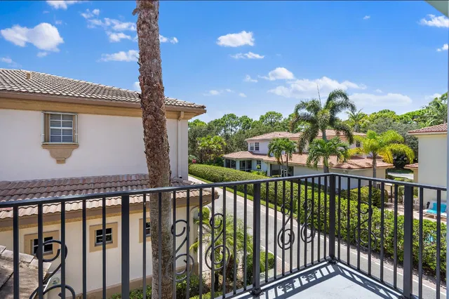 Evergrene Palm Beach Gardens Unit 3-A photo 9