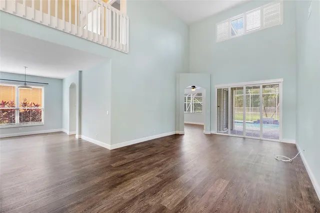  Residence photo 8