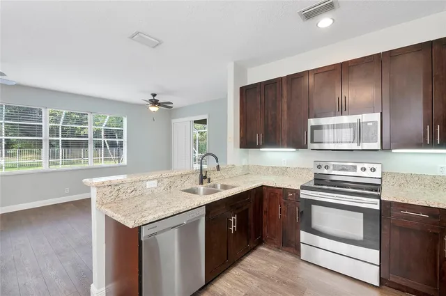  Residence photo 21