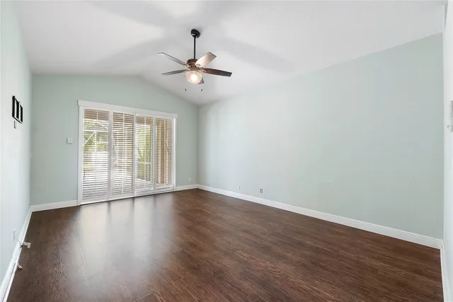  Residence photo 25