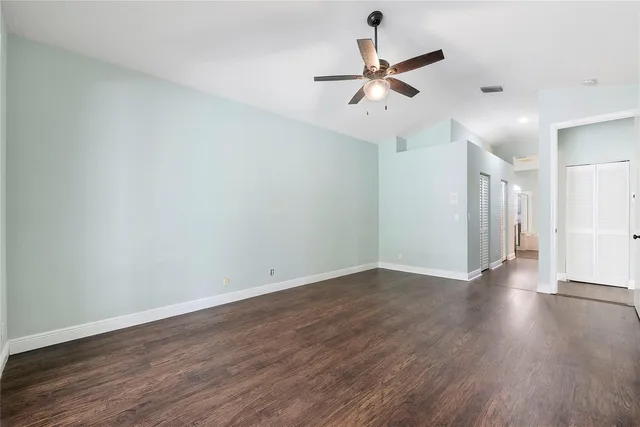  Residence photo 27
