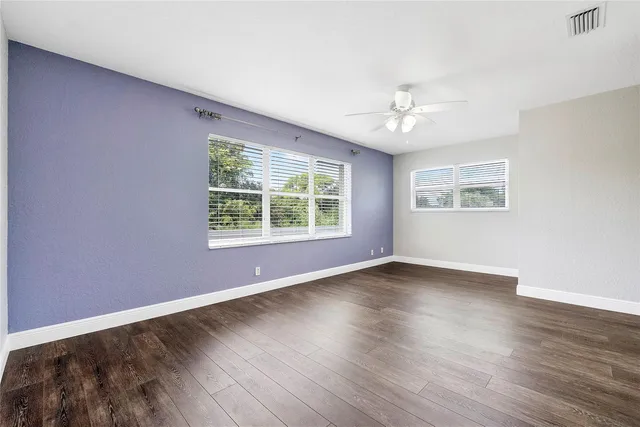  Residence photo 35