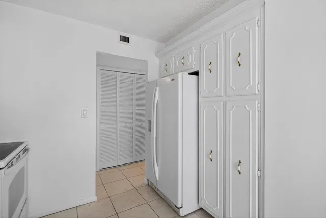 Singer Island Unit 2-1606 photo 27