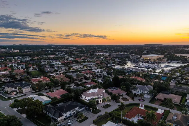 Royal Palm Yacht and Country Club Residence photo 6