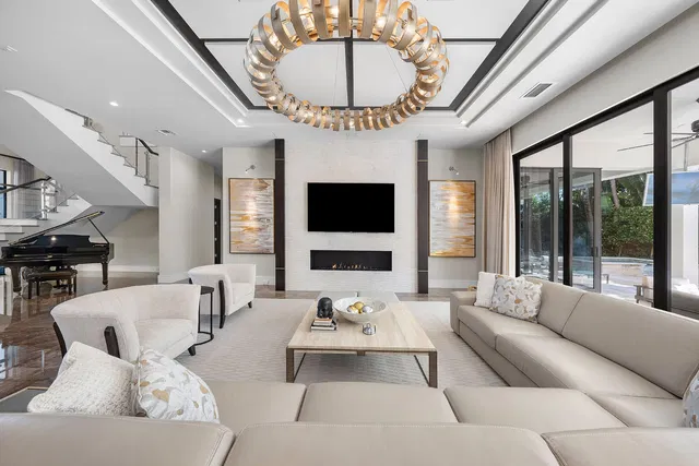 Royal Palm Yacht and Country Club Residence photo 17