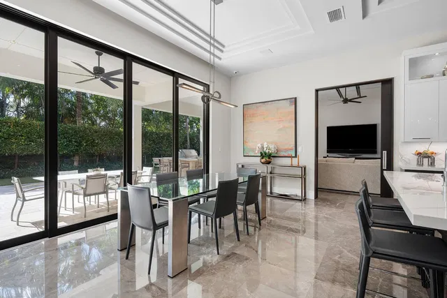 Royal Palm Yacht and Country Club Residence photo 24
