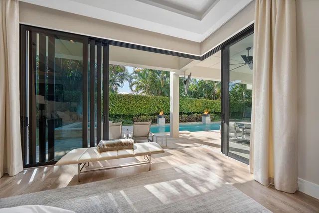 Royal Palm Yacht and Country Club Residence photo 48