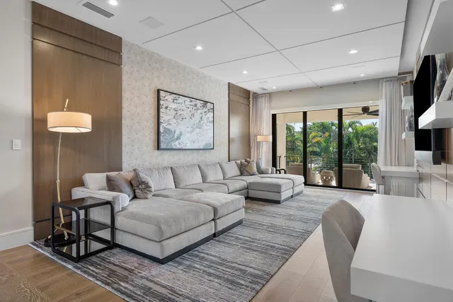Royal Palm Yacht and Country Club Residence photo 58