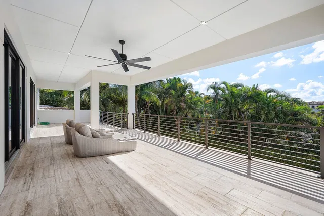 Royal Palm Yacht and Country Club Residence photo 61