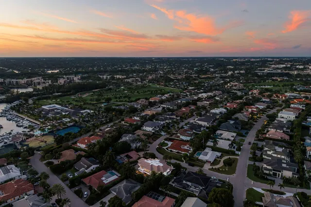 Royal Palm Yacht and Country Club Residence photo 83