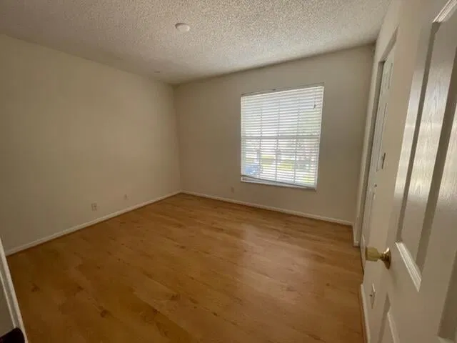 Residence photo 18
