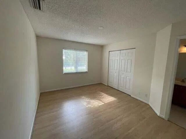 Residence photo 25