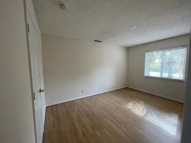 Residence photo 26