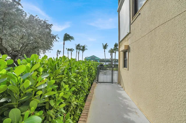 Singer Island Unit 2 photo 21