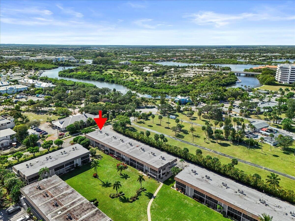  Unit H101 photo 37