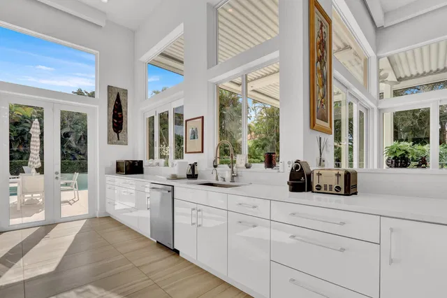 Frenchman's Creek Residence photo 33