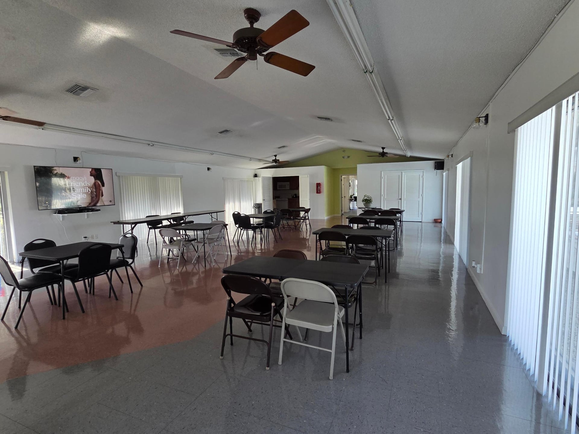 Unit D2 photo 34