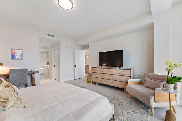 Amrit Ocean Resort & Residences Unit 1501 photo 20