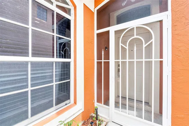 Residence photo 29