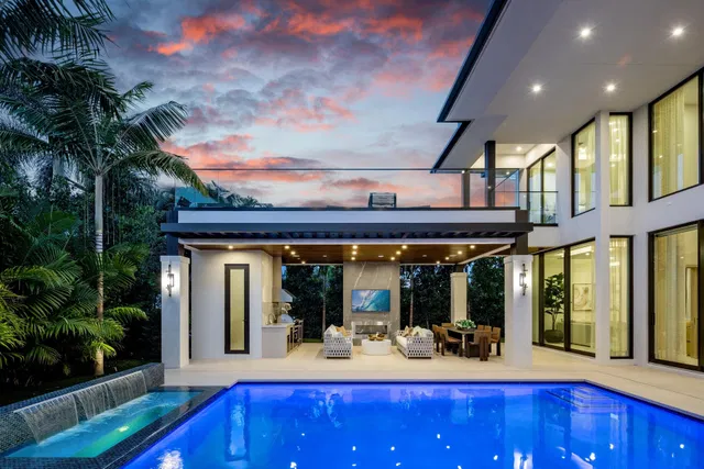 Royal Palm Yacht and Country Club Residence photo 10