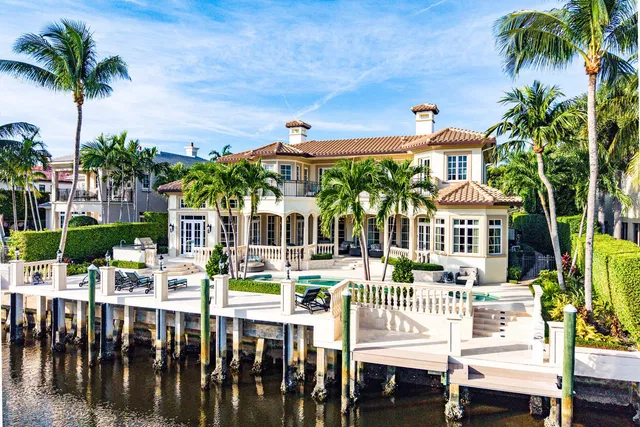 Royal Palm Yacht and Country Club Residence photo 4