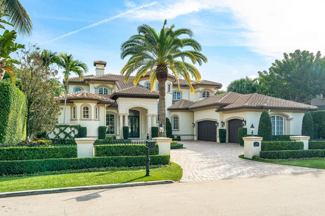 Royal Palm Yacht and Country Club Residence photo 6